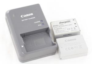 Canon charger CB-2LZ & 2 x NB-7L batteries for Powershot