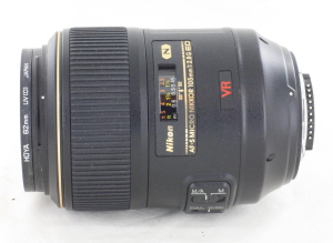 Nikon AF-S Micro Nikkor 105mm f/2.8G IF-ED VR Boxed